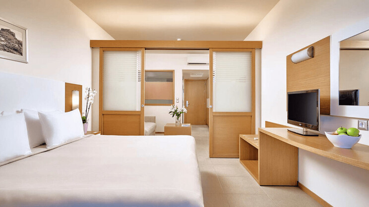 Family Room Garden View